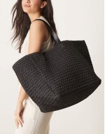 straw oversized tote bag in crochet in black